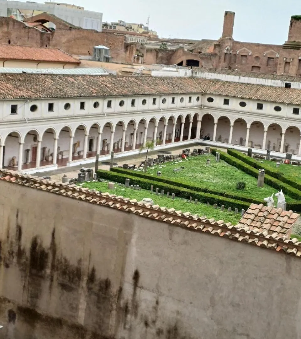 Guest house Triple Big Room Amazing View, For Two O Three Person, In Center Of Rome Italy
